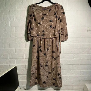 Vintage MIDI Dress with Feather Pattern Size 16 Tie Waist Brown Black Shimmer
